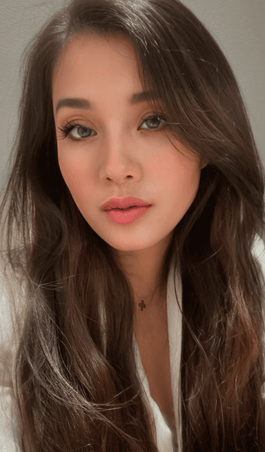 Jenny Nguyen, courtier immobilier résidentiel et commercial à Montréal